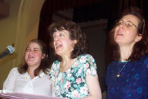 images/Grandma Singing